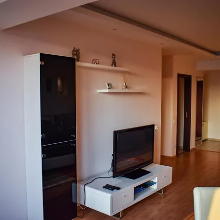 Executive Flat Two By Chr Luxury Apartment Bucharest