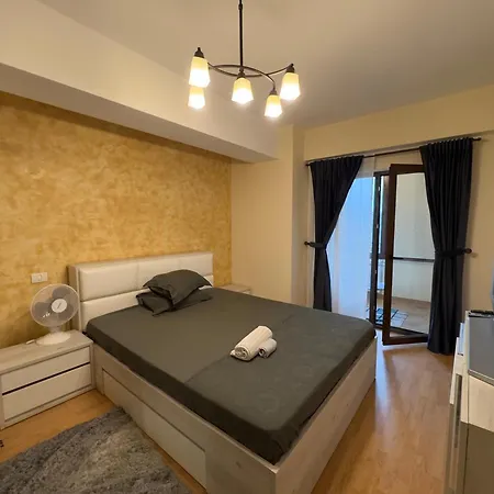 Апартаменты Executive Flat Two By Chr Luxury *