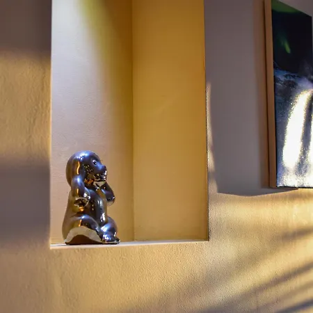 Executive Flat Two By Chr Luxury