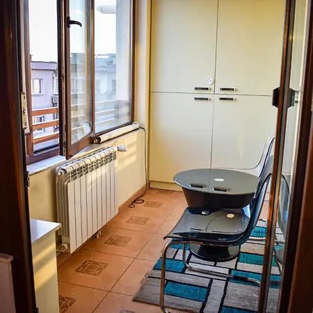 Executive Flat Two By Chr Luxury