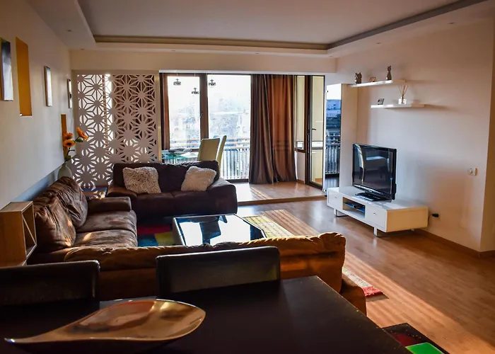 Executive Flat Two By Chr Luxury *