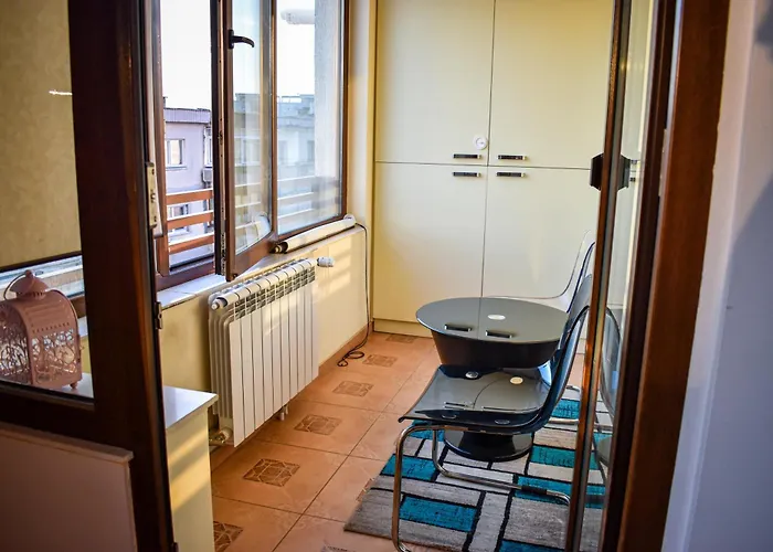 Executive Flat Two By Chr Luxury