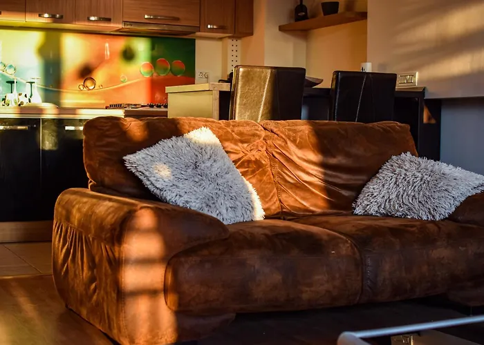 Executive Flat Two By Chr Luxury Apartament